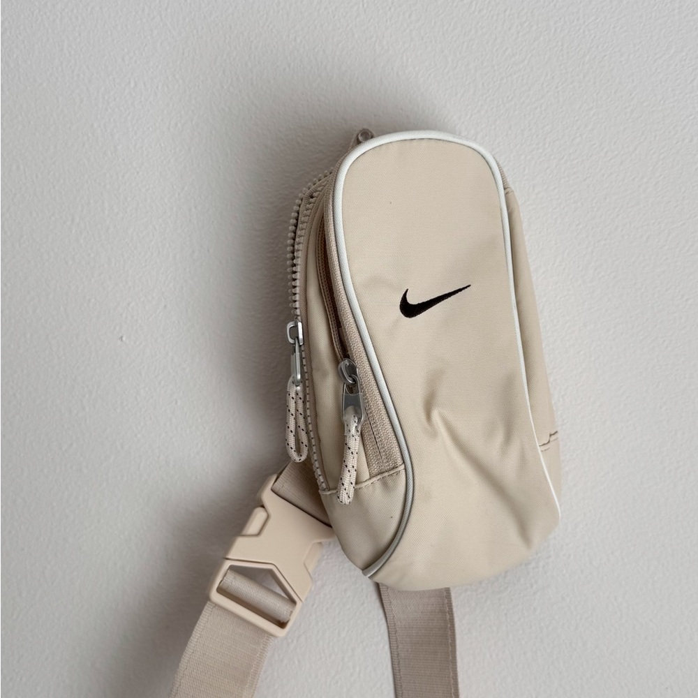Nike sling bag